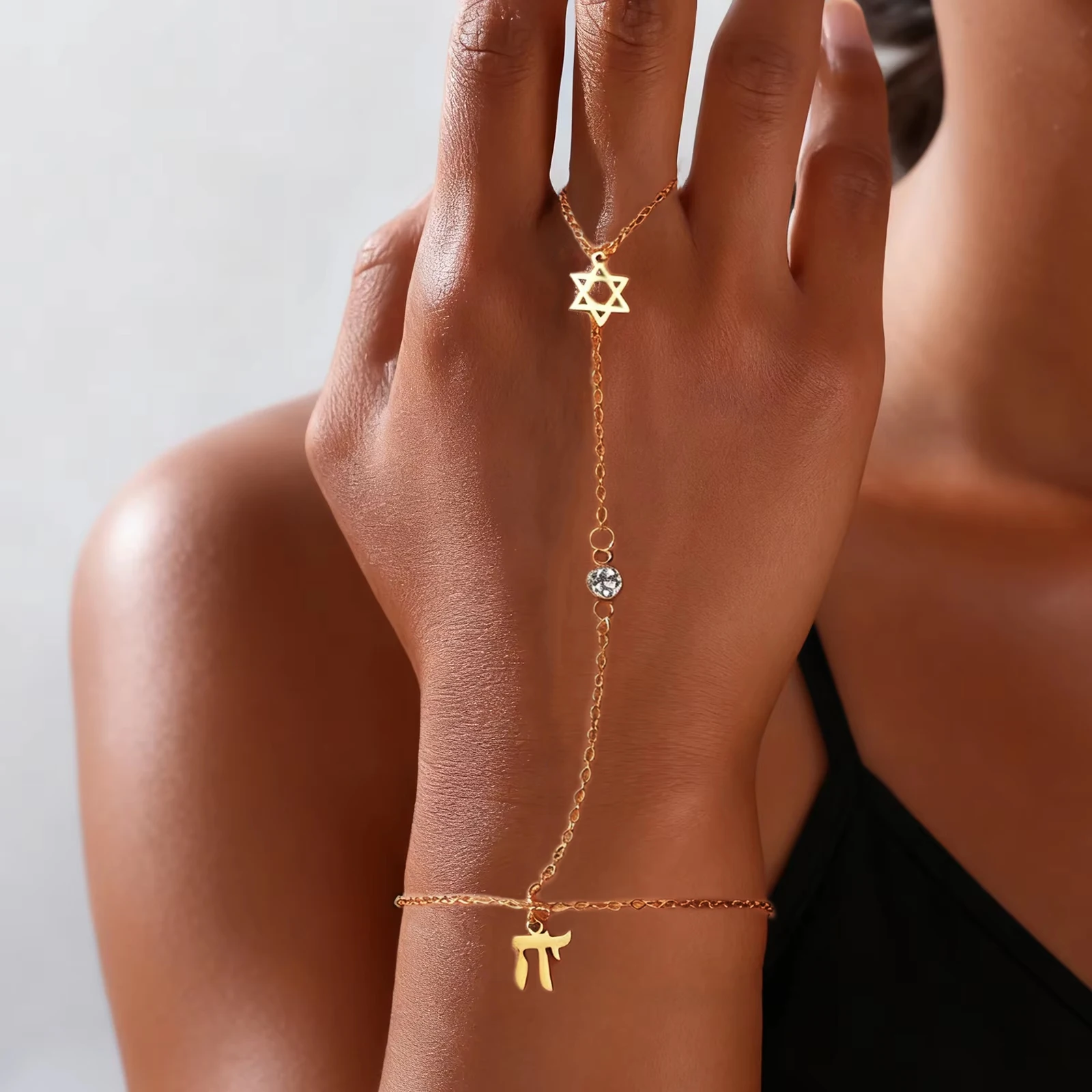 Bracelets - กำไลข้อมือรูปดาวหกแฉกของชาวยิว ตัวอักษรฮีบรู ไช ทำจากสแตนเลสสตีล ปรับขนาดได้ ประดับเพชรซิคอน