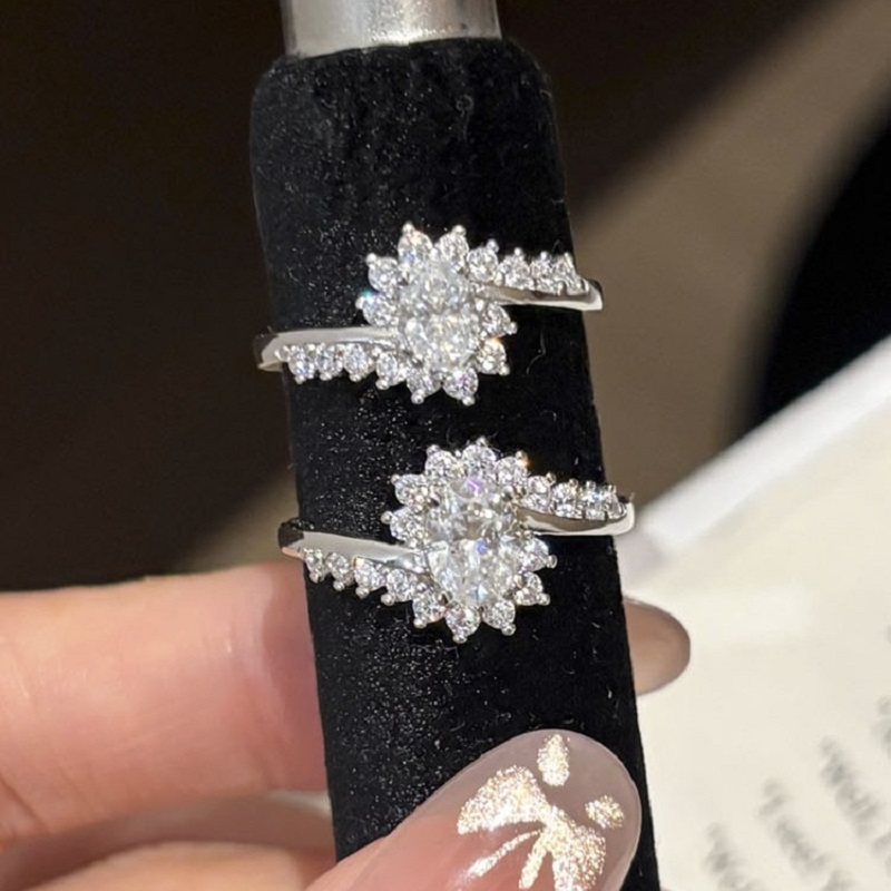 Moissanite Engagement Ring 1 Carat - อาไพรอน ลักชัวรี 0.5 กะรัตและ 1 กะรัตมอยซาไนต์แหวนแต่งงานผู้หญิง-งานแต่งงานวันครบรอบปาร์ตี้