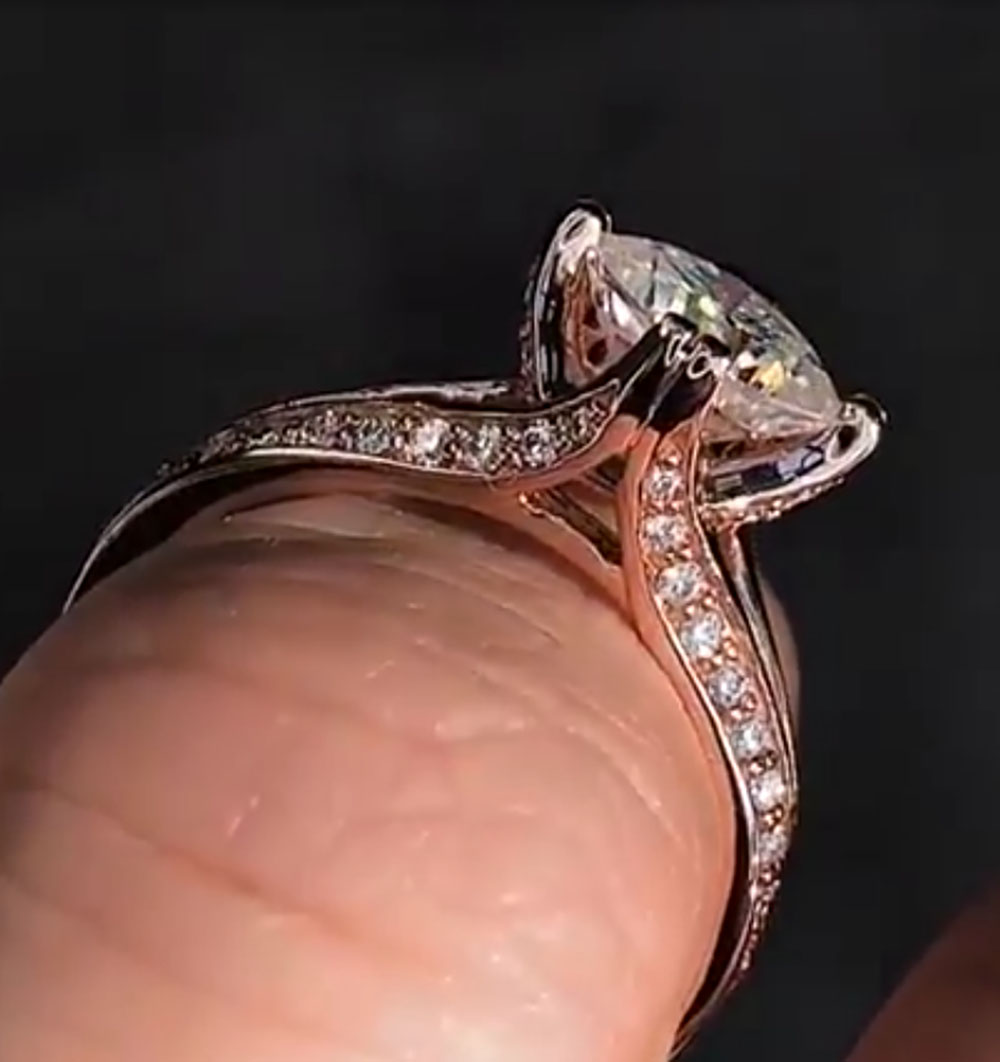ที่กําหนดเอง 10K Rose Gold ผู้ - Moissanite Engagement Ring 1 Carat บทวิจารณ์และราคา