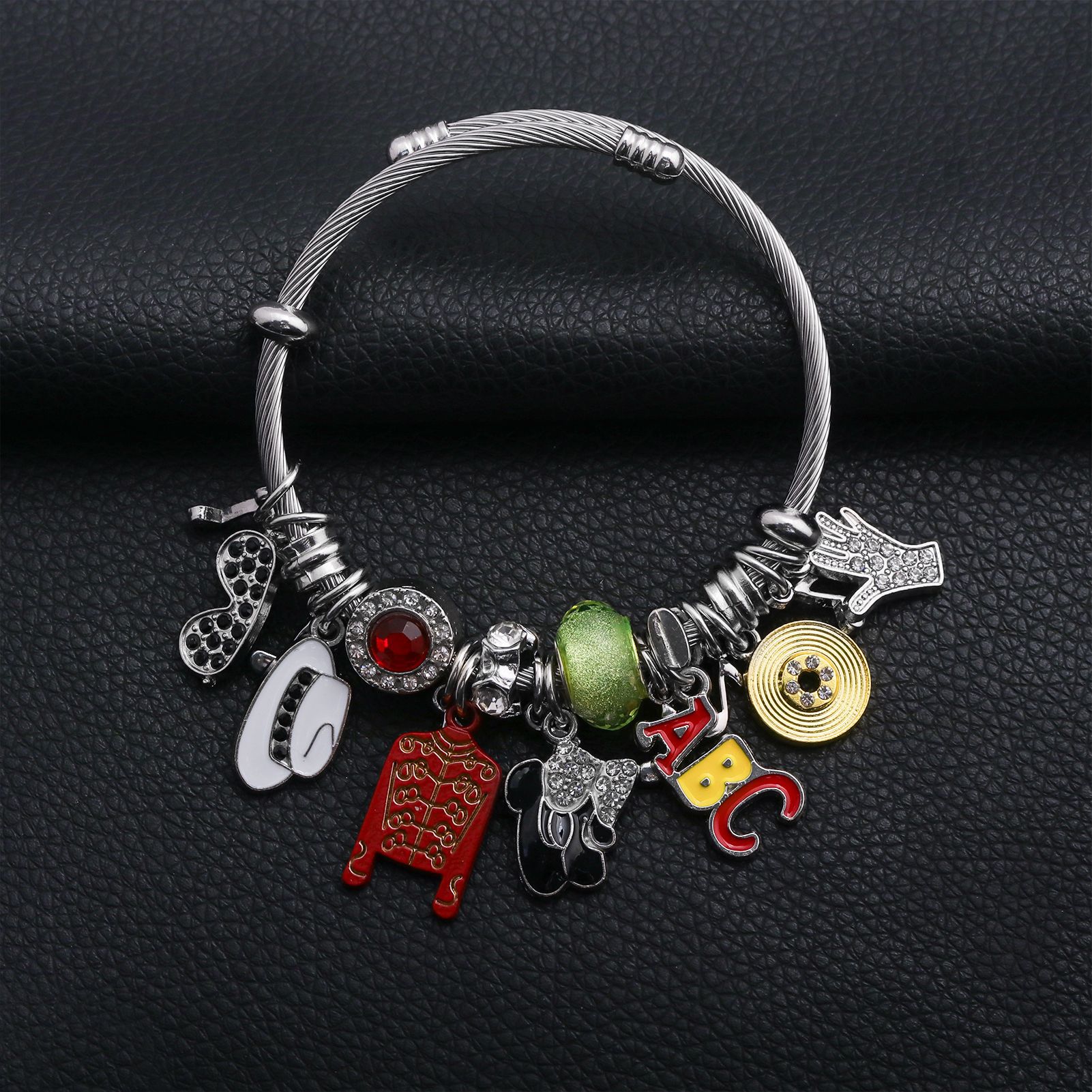 สร้อยคอจี้ไมเคิล แจ็กสัน รุ่น  - Anime Pendant Necklace บทวิจารณ์และราคา
