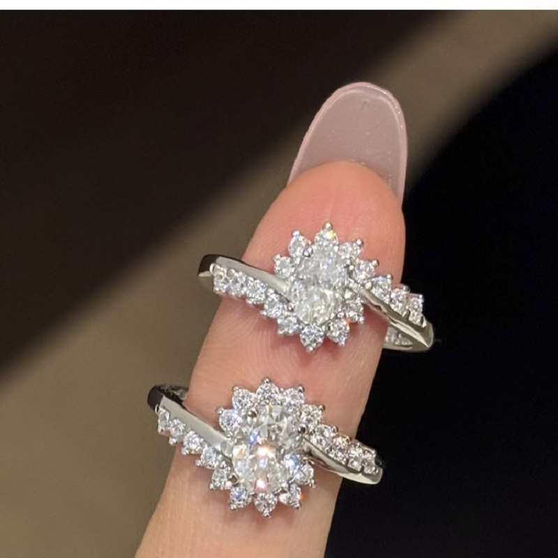 อาไพรอน ลักชัวรี 0.5 กะรัตและ  - Moissanite Engagement Ring 1 Carat บทวิจารณ์และราคา